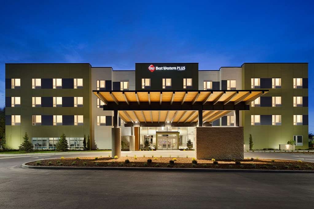 Best Western Plus Peppertree Nampa Civic Center Inn 